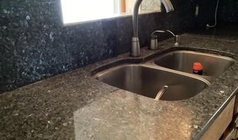 111 Aster St, Warwick, RI 02888