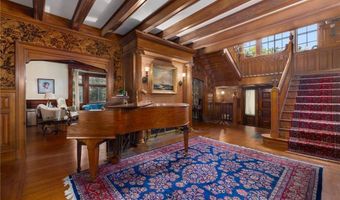 360 RUMSTICK Rd, Barrington, RI 02806