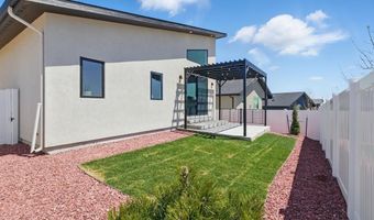 4048 SADDLEBACK Ln, Cheyenne, WY 82001