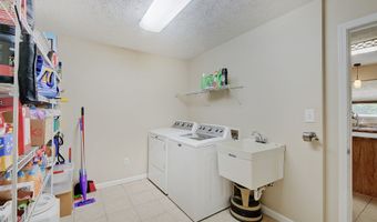 1136 Beal Ct, Indianapolis, IN 46217