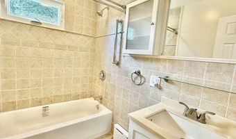 194 Courtland Ave, Stamford, CT 06906