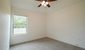 8 McDole Ln, Bella Vista, AR 72715
