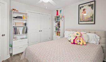 8125 BOCK FARM Pl, Alexandria, VA 22306