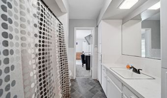 225 Seeley St, Adrian, MI 49221
