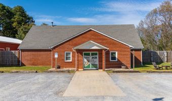 273 Riverbend Rd, Altavista, VA 24517