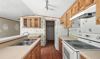143 White Oak St, Alvarado, TX 76009