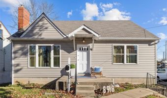 8918 New Hampshire Ave, Affton, MO 63123