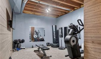 18224 153rd St, Basehor, KS 66007