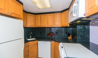430 Keoniana St 114, Honolulu, HI 96815