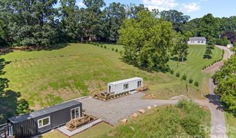8 10 George Allen Rdg A & B, Arden, NC 28704
