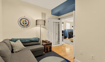 2363 CHAMPLAIN St NW 3, Washington, DC 20009