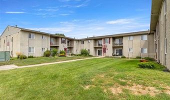 9993 Allen Pointe Dr, Allen Park, MI 48101