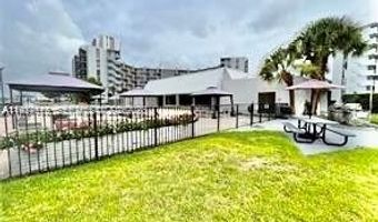 3401 N Country Club Dr 206, Aventura, FL 33180