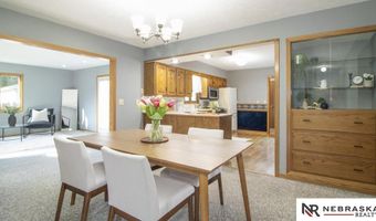 1828 William Dr, Beatrice, NE 68310