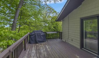 41 Elbow Hill Rd, Brookfield, CT 06804