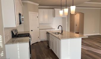 210 Navajo Trl, Alvarado, TX 76009