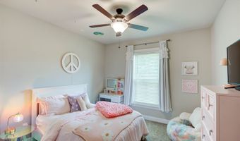 50 High Water Dr, Benton, LA 71006