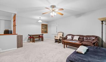 1015 N Maple Rd, Ann Arbor, MI 48103