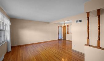 8628 Hillery Dr, Affton, MO 63123