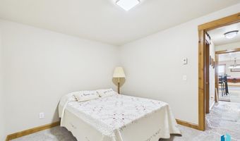 48190 268th St, Brandon, SD 57005