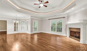 5 Pinebrook Ct, Savannah, GA 31405