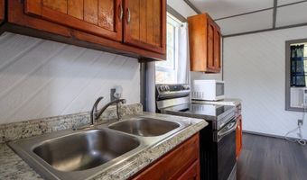 605 Plantation Dr, Adel, GA 31620