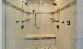 449 Montgomery St, Bayville, NJ 08721
