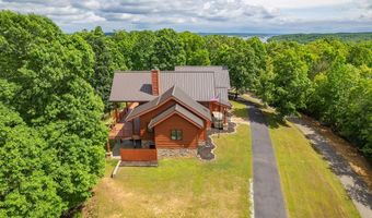 685 River Oaks Dr, Big Sandy, TN 38221