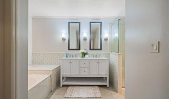 10965 Pinehigh Dr, Alpharetta, GA 30022