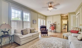 3531 W Lake Dr, Martinez, GA 30907