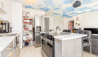 818 S King St 707, Honolulu, HI 96813