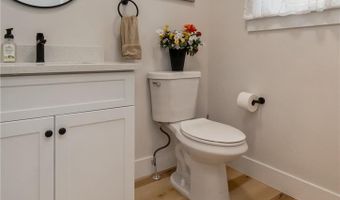 2955 Ithaca St, Allentown, PA 18103