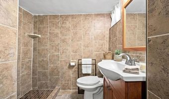 9131 Lucia Dr, Affton, MO 63123