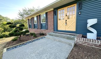 17821 POND Rd, Ashton, MD 20861