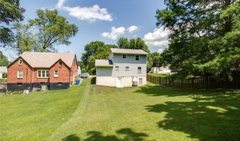 2933 Forest Dr, Alton, IL 62002