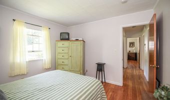 29 Leonard St, Barre, VT 05641