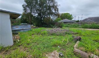 738 W 1st St, Alice, TX 78332
