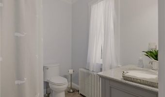 24 Thurston Ave, Newport, RI 02840