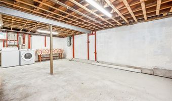 63 I U Willets Rd, Albertson, NY 11507