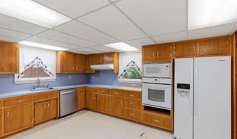 304 Central Blvd, Bayville, NJ 08721