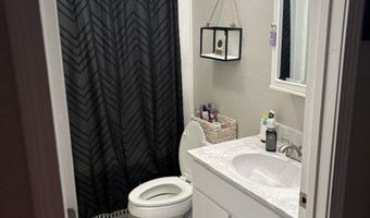 402 Osage Dr, Advance, MO 63730