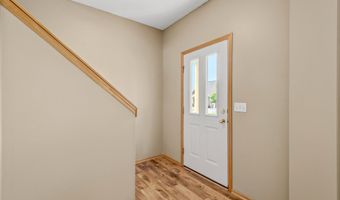 6637 Lamplight Dr, Albertville, MN 55301
