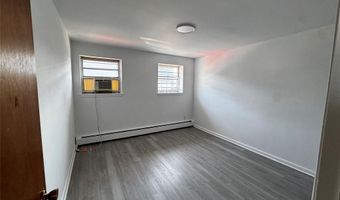 392 Washington Ave 1A, Bergenfield, NJ 07621