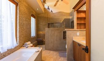 2106 Lakeshore Dr, Agoura Hills, CA 91301