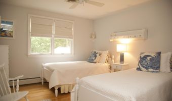 67 Spyglass Hill Rd, Barnstable, MA 02630