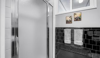 6003 LAKEHURST Dr #5, Baltimore, MD 21210