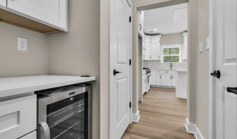 316 Seabrook Ave, Bayville, NJ 08721