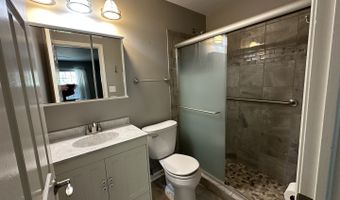 660 Juniper Cir, Algonquin, IL 60102
