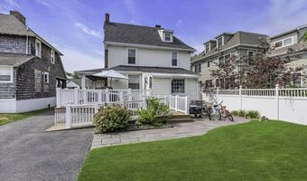 210 8th Ave, Belmar, NJ 07719