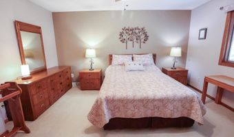 31586 R Ave, Adel, IA 50003